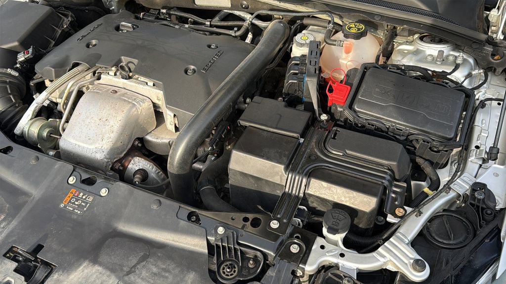 Used 2018 Buick Regal Preferred image 17