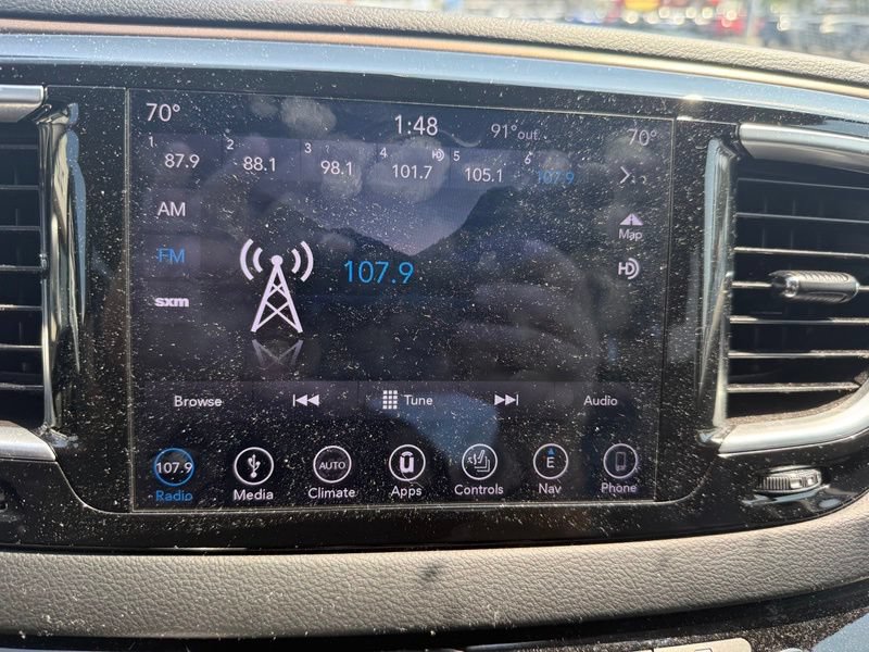 Used 2019 Chrysler Pacifica Touring-L Plus FWD image 12