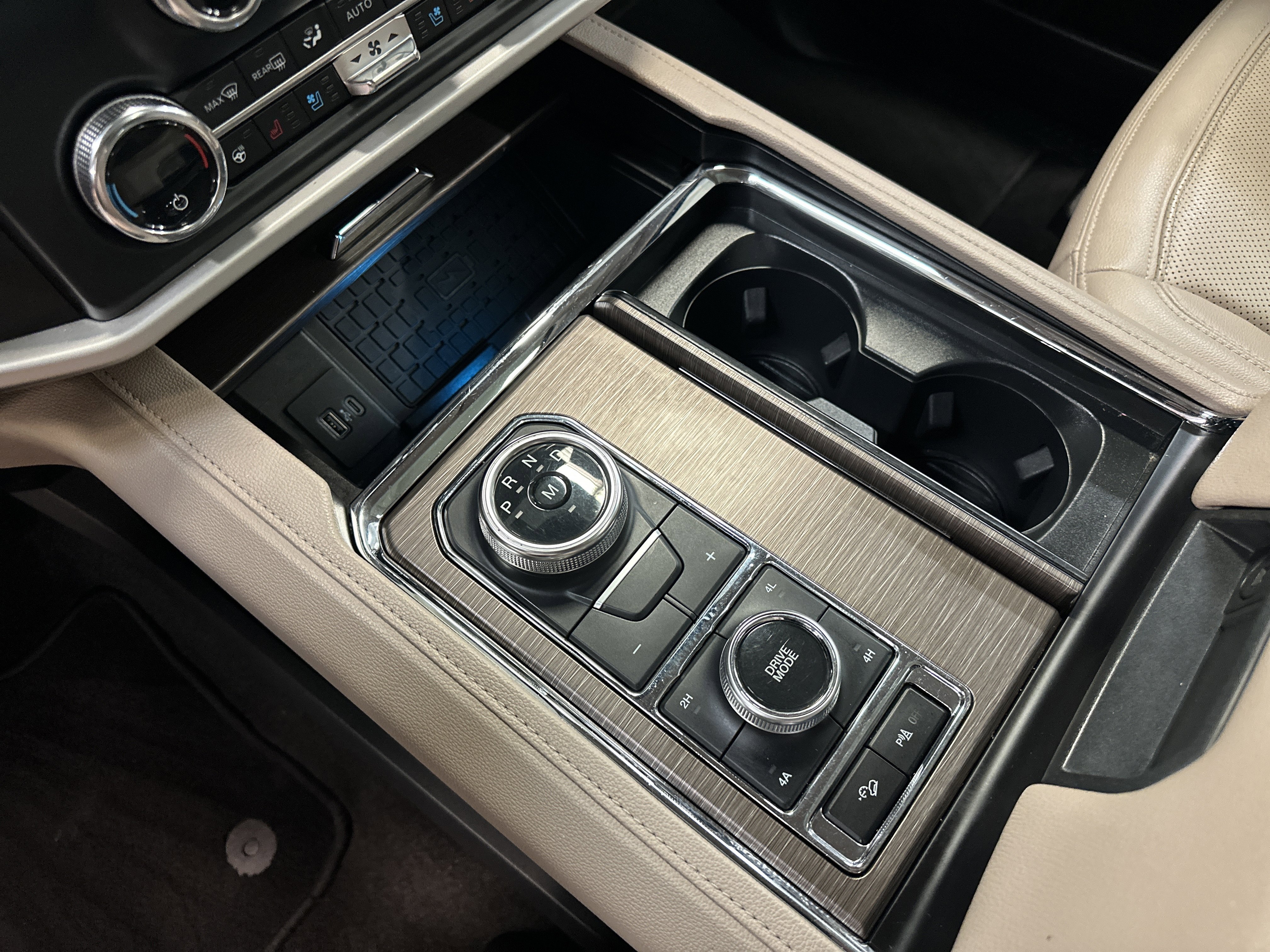 Certified 2022 Ford Expedition Max Limited image 34