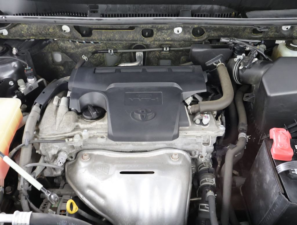 Used 2018 Toyota RAV4 SE w/ All Weather Liner Package image 21