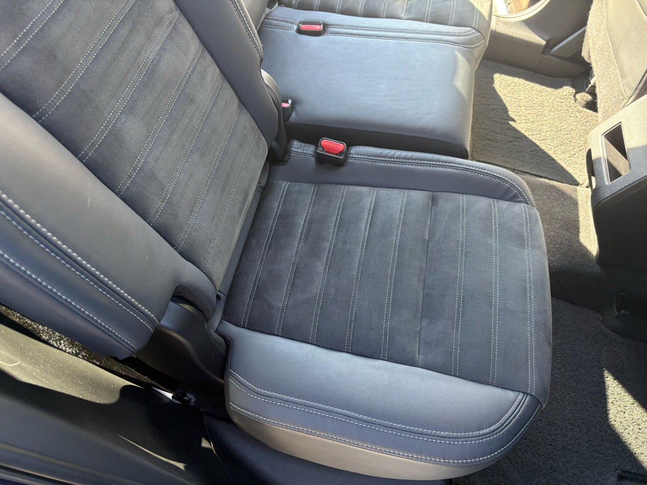 Used 2022 Mitsubishi Outlander SE image 50