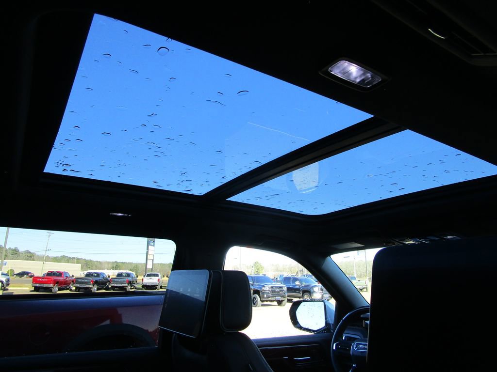 New 2026 GMC Yukon XL Elevation w/ Elevation Premium Package image 19