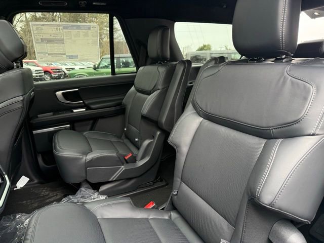 New 2026 Ford Expedition Platinum w/ Stealth Appearance Package image 21