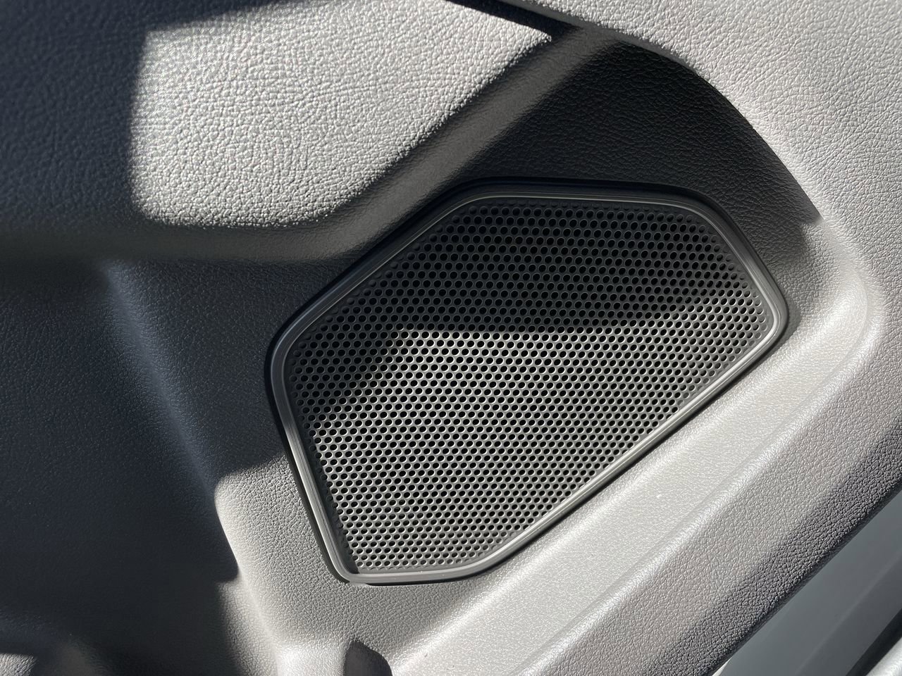 New 2026 Ford Transit 250 148 High Roof RWD image 19