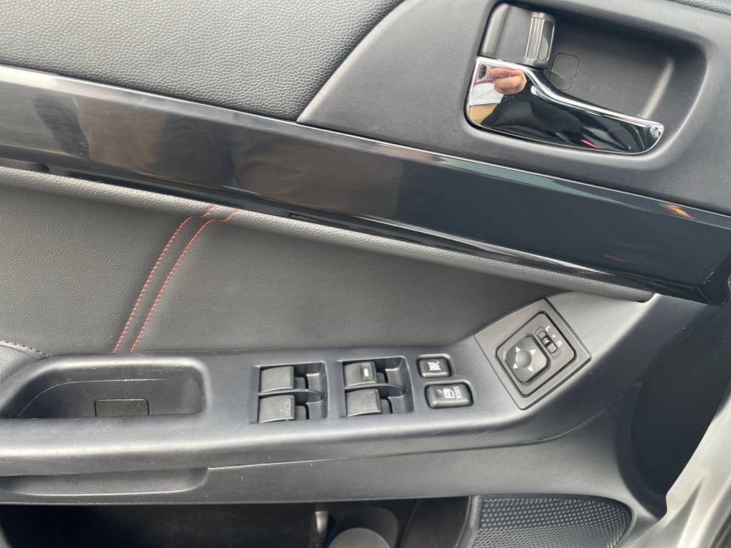 Used 2017 Mitsubishi Lancer ES FWD image 16