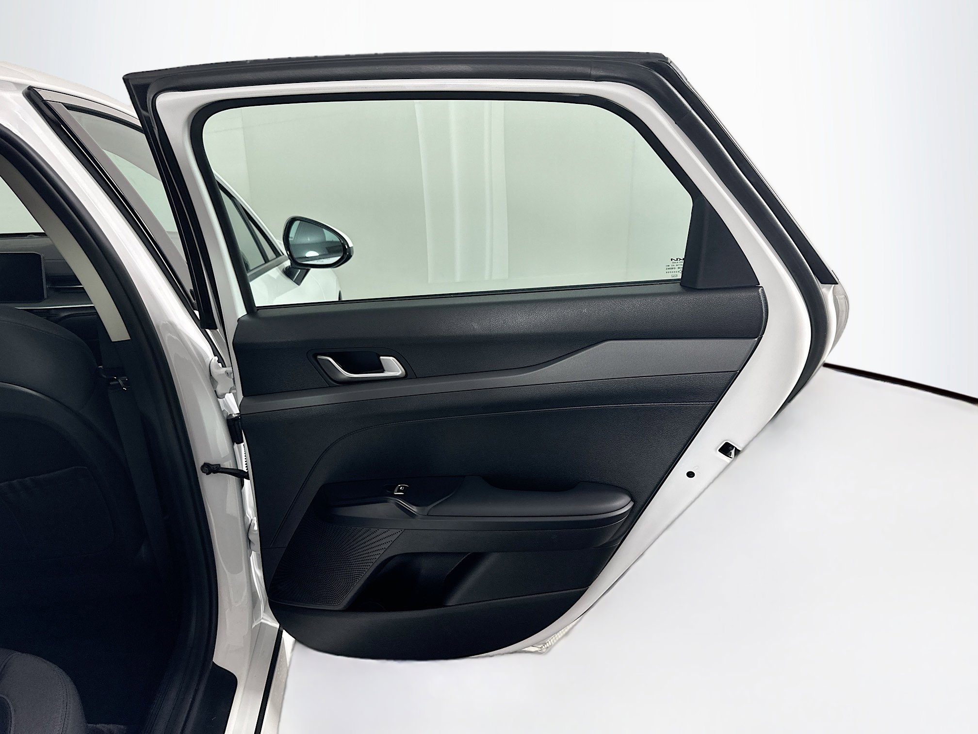 Used 2025 Kia K5 LXS image 29