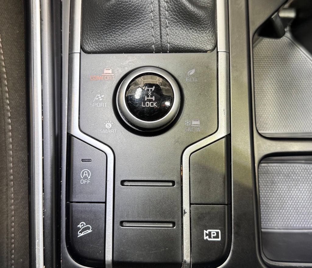 Used 2023 Kia Sorento LX AWD/4WD image 33
