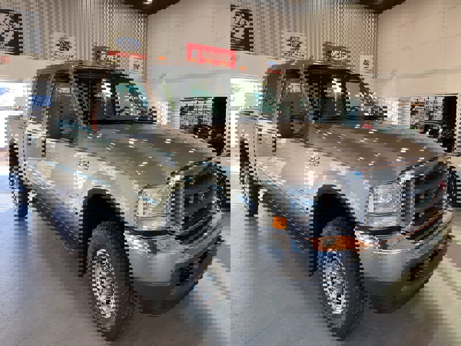 Used 2003 Ford F350 4x4 Crew Cab Super Duty image 3