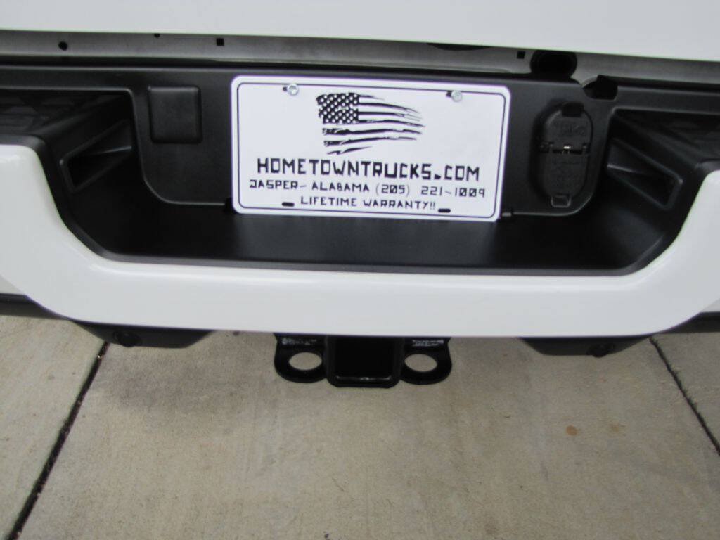 Used 2025 RAM 2500 Big Horn AWD/4WD image 18