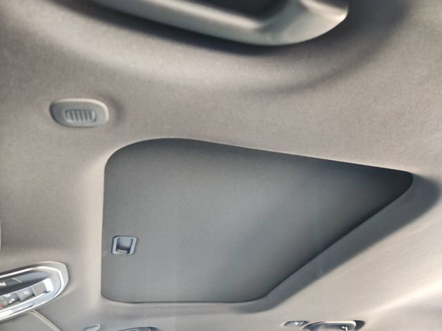 Used 2025 Jeep Grand Cherokee Altitude RWD image 26