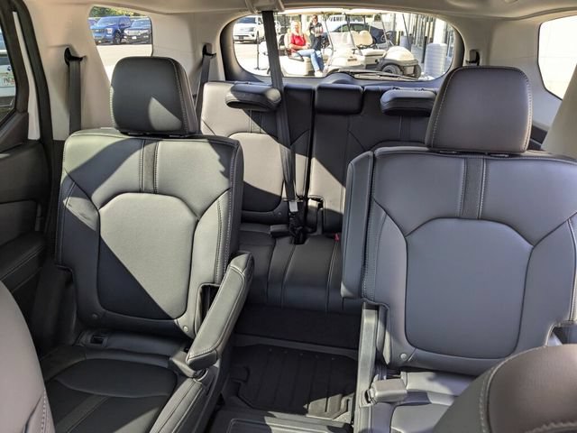 Certified 2023 Honda Pilot EX-L image 32