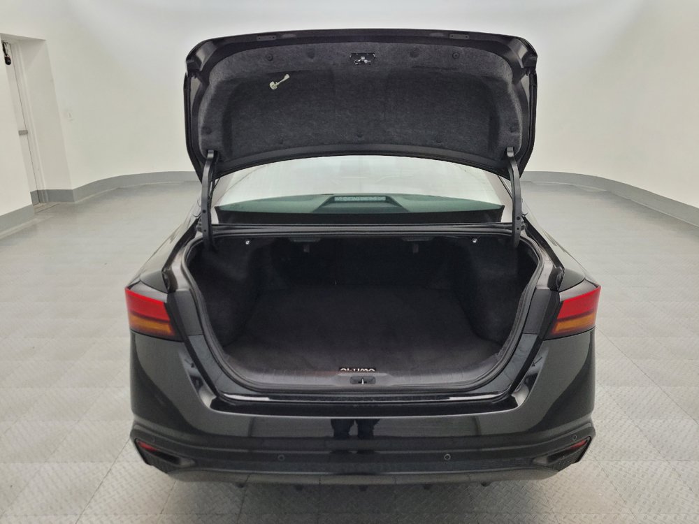 Used 2025 Nissan Altima 2.5 SV AWD/4WD image 29