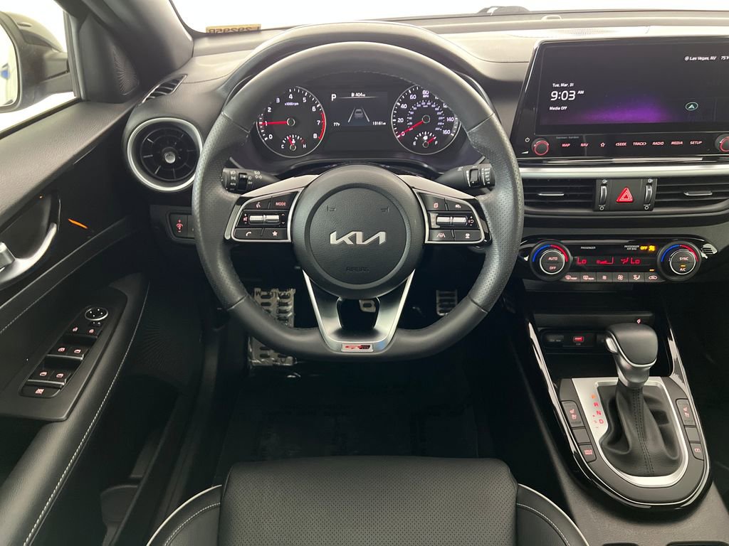 Used 2024 Kia Forte GT-Line w/ GT-Line Premium Package image 15