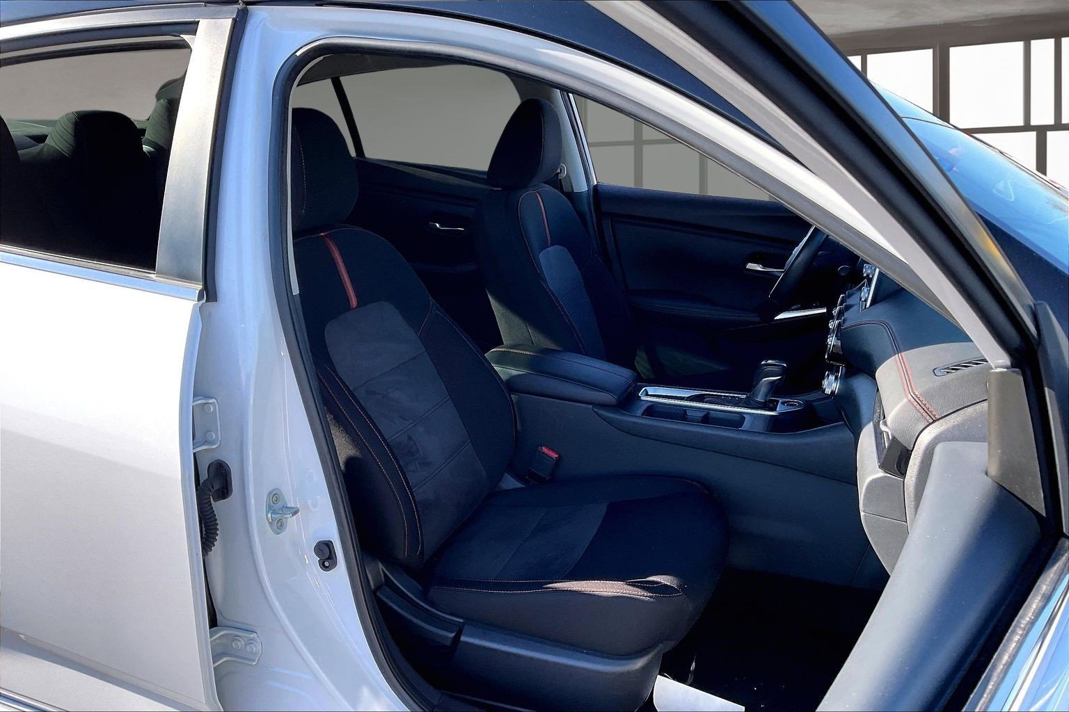 Used 2024 Nissan Sentra SR image 29