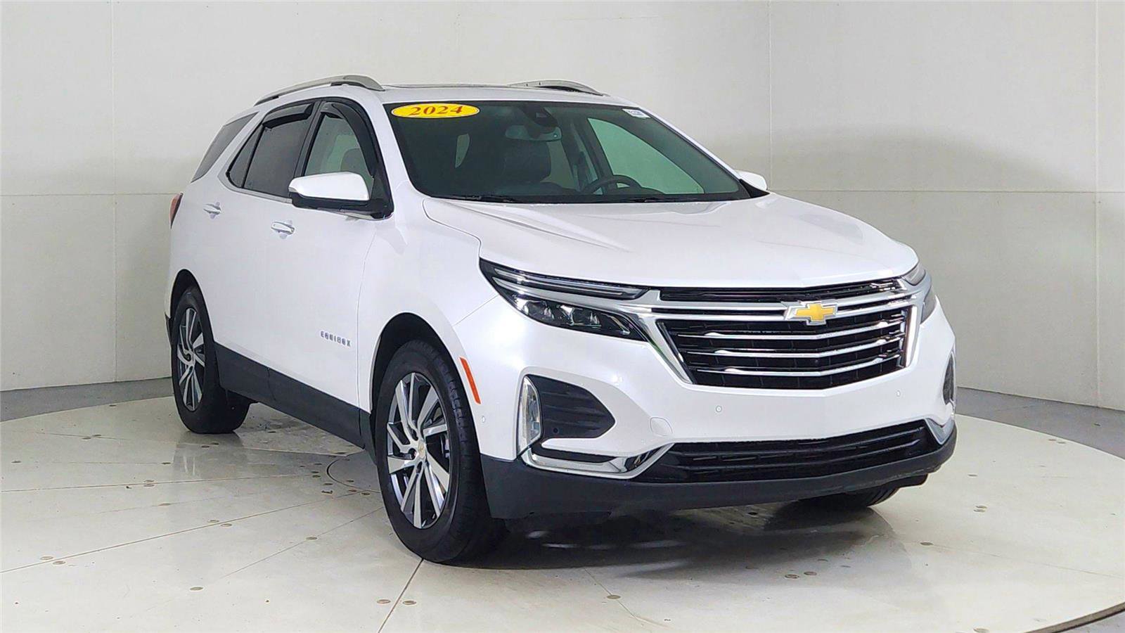 Used 2024 Chevrolet Equinox Premier