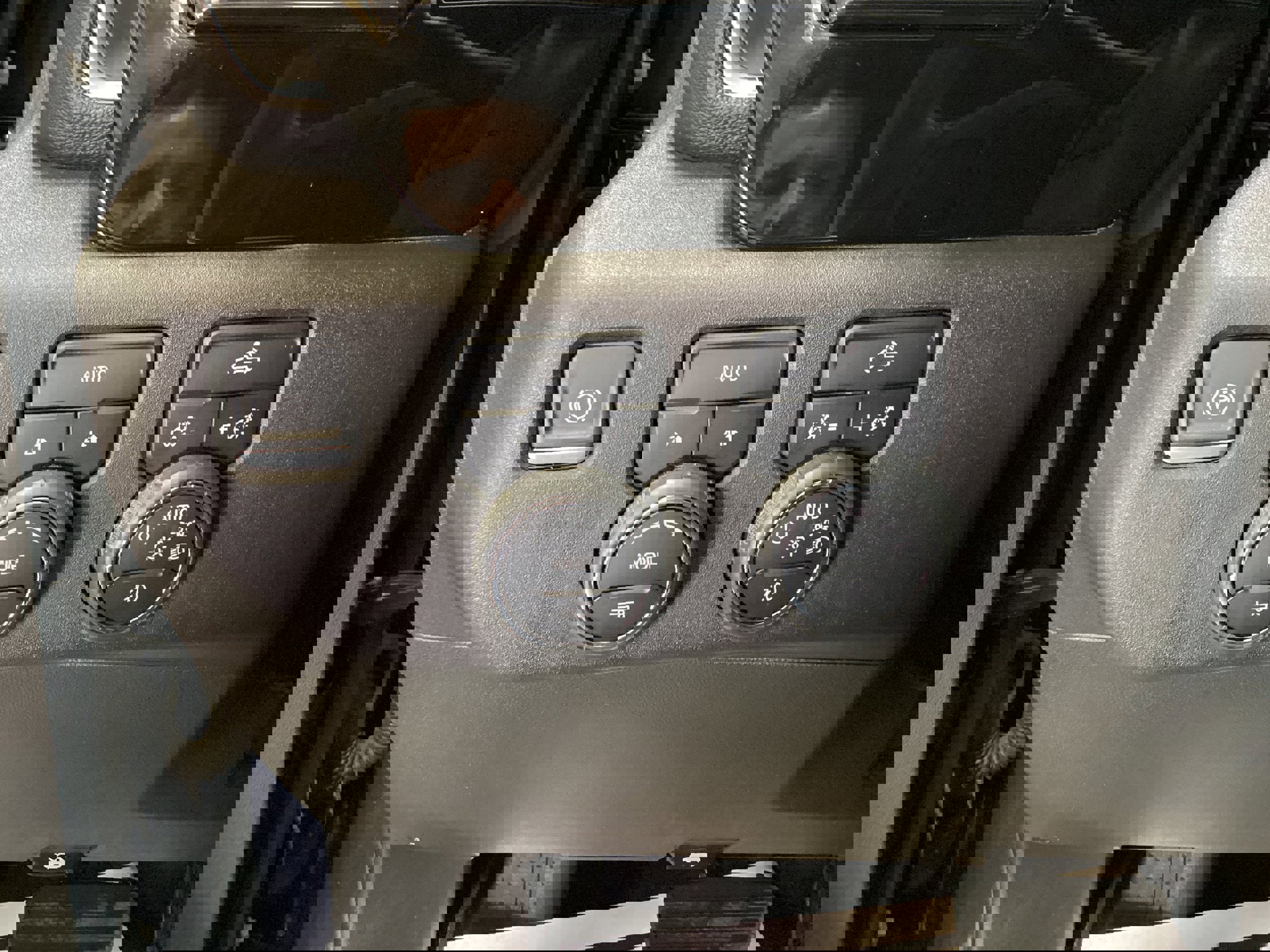 Used 2023 Chevrolet Silverado 1500 RST w/ Protection Package image 17