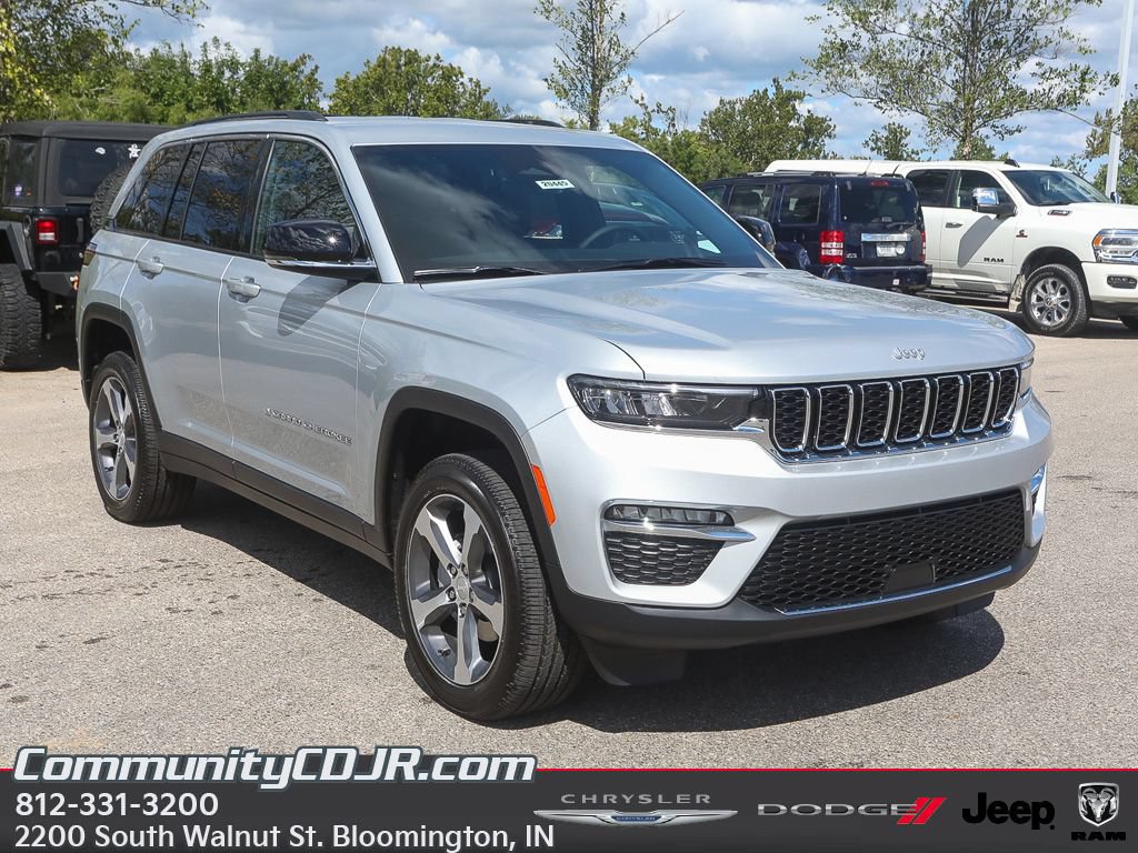 New 2025 Jeep Grand Cherokee Limited AWD/4WD image 11