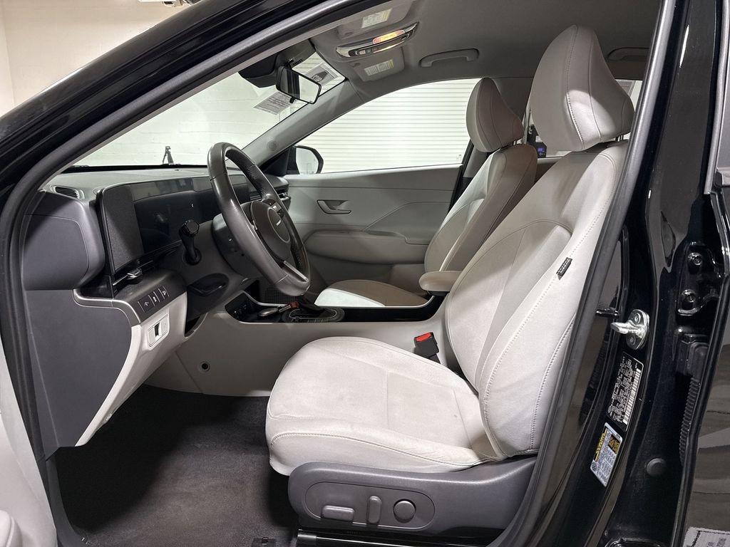 Used 2024 Hyundai Kona SEL FWD image 19