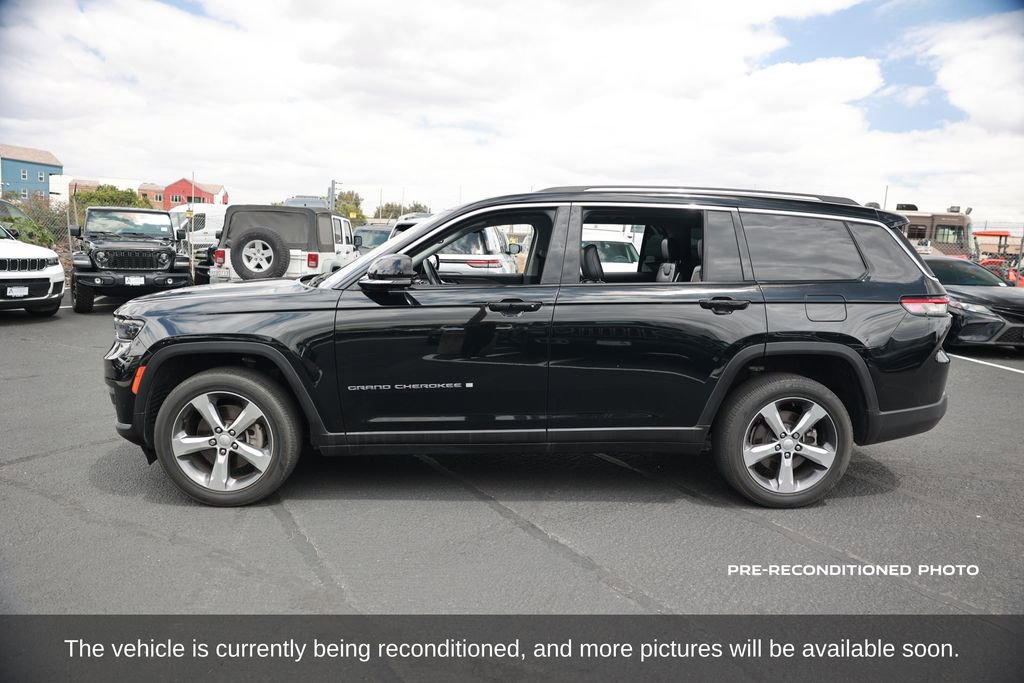 Used 2021 Jeep Grand Cherokee L Limited RWD image 2
