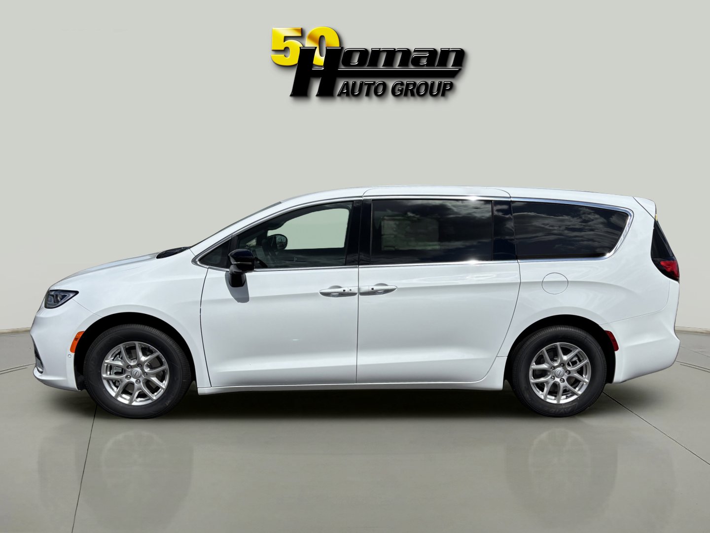 New 2026 Chrysler Pacifica Select image 2