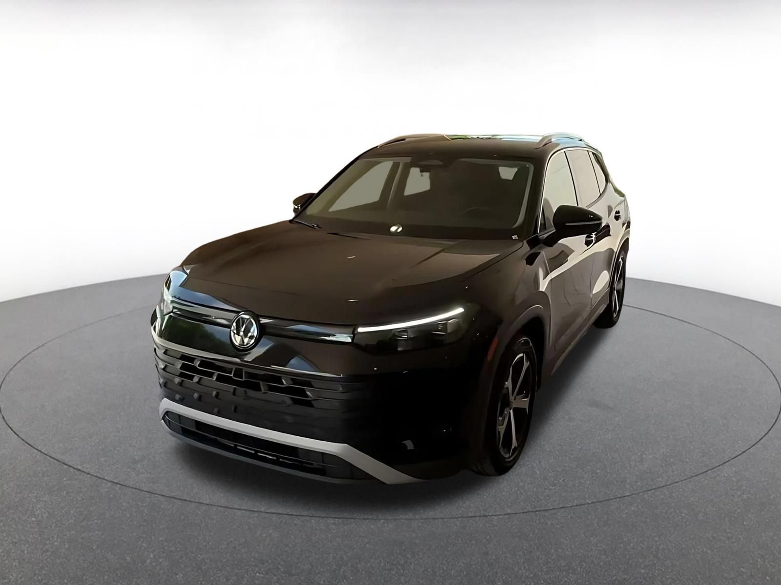 Used 2026 Volkswagen Tiguan SE FWD image 10
