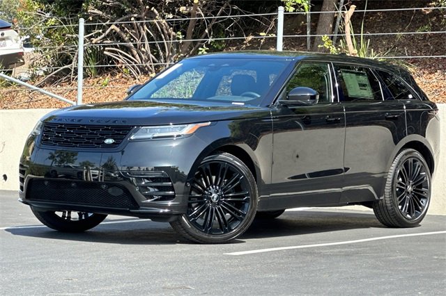 New 2026 Land Rover Range Rover Velar Dynamic SE image 1