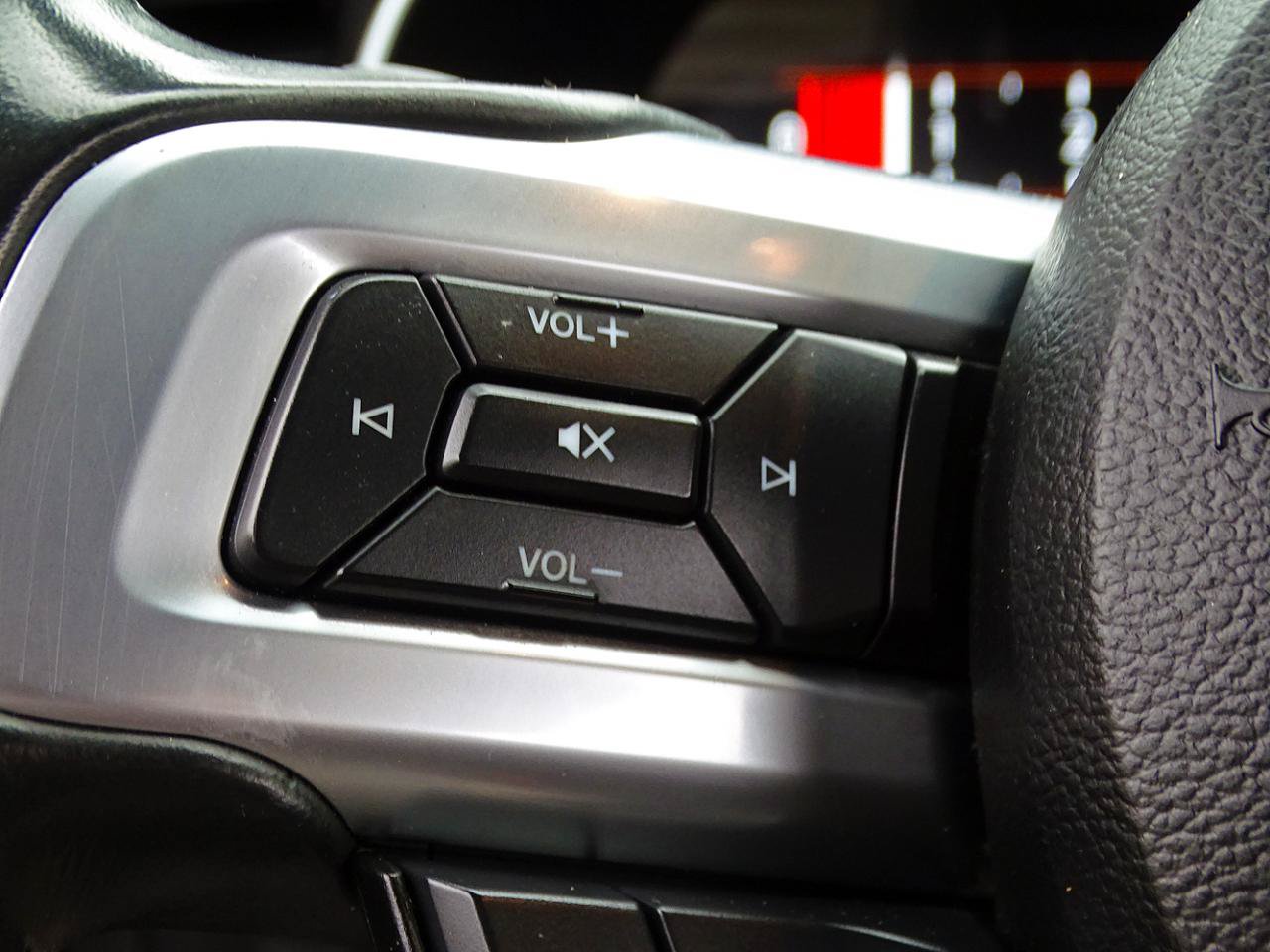 Used 2021 Ford Mustang GT Premium w/ GT Performance Package RWD image 31