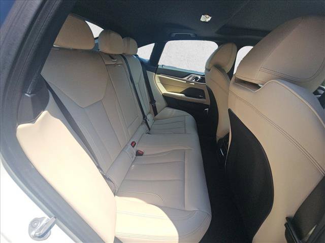Used 2026 BMW 430i w/ Premium Package RWD image 18