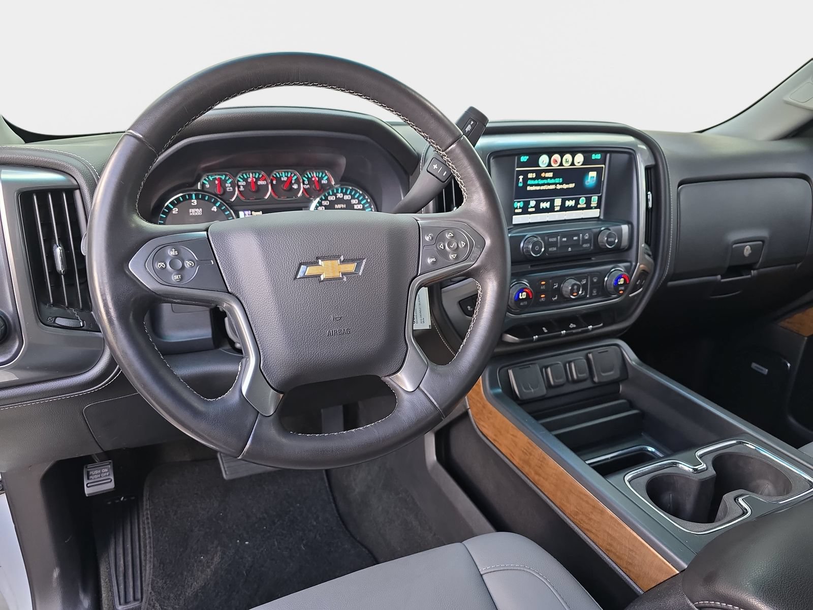 Used 2016 Chevrolet Silverado 1500 LTZ w/ Max Trailering Package AWD/4WD image 18