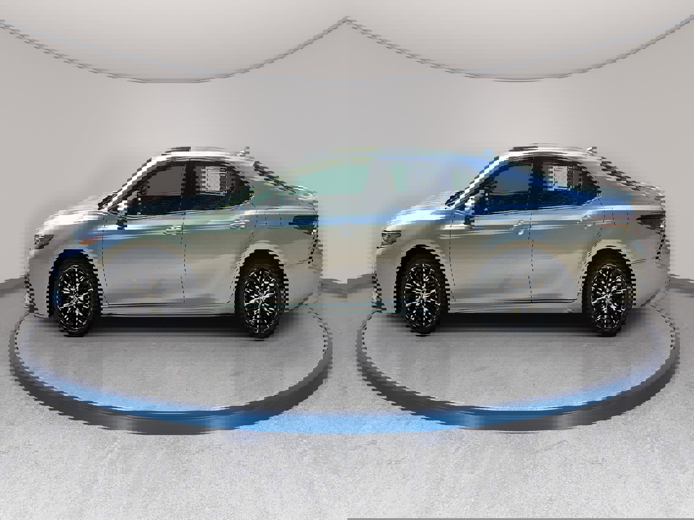 Used 2024 Toyota Camry SE image 8