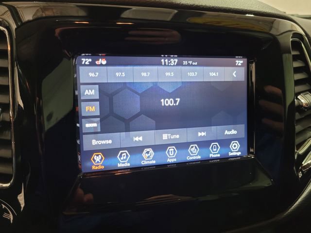 Used 2019 Jeep Compass Altitude image 32