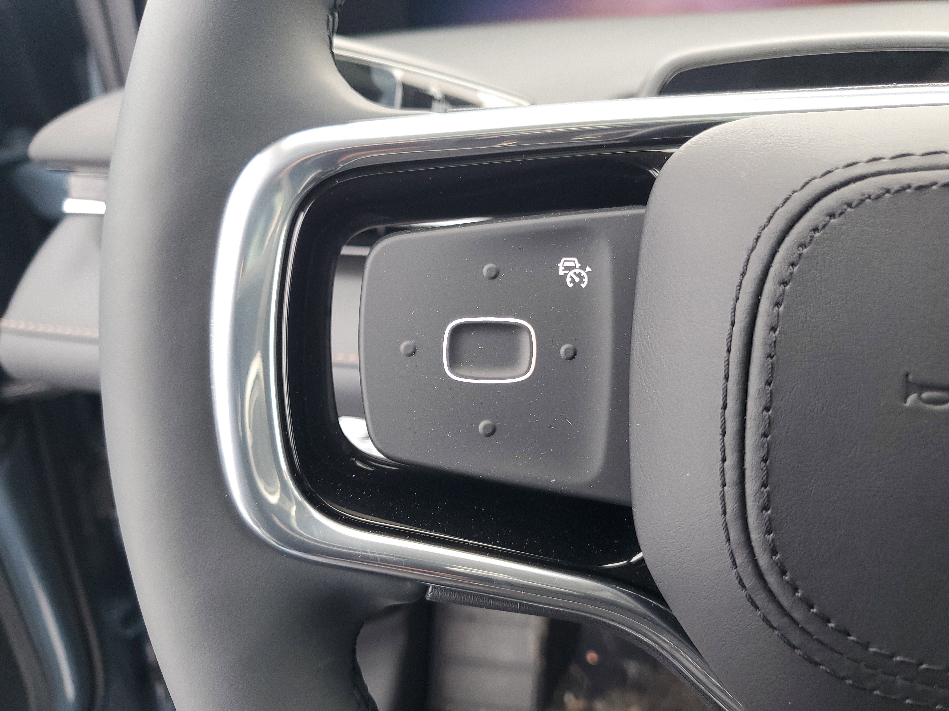 New 2026 Lincoln Nautilus Reserve w/ Jet Appearance Package image 17