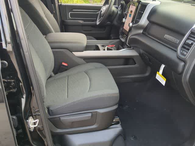 New 2026 RAM 3500 Big Horn AWD/4WD image 22