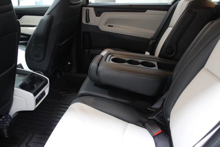 Used 2025 Honda Odyssey Elite image 52