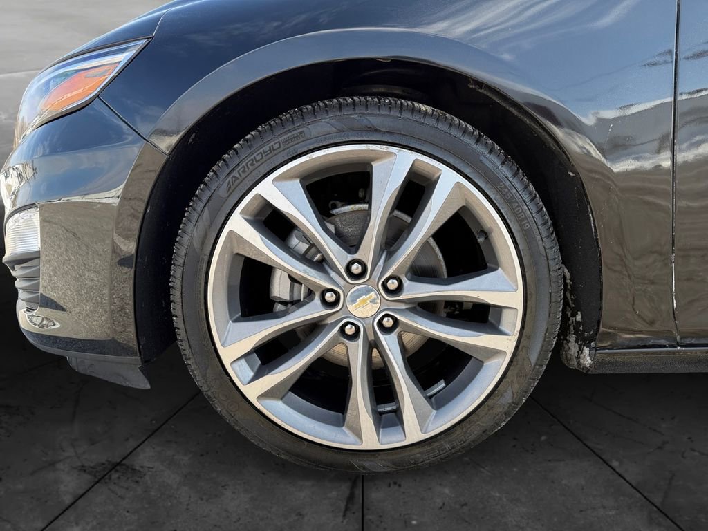 Used 2022 Chevrolet Malibu LT image 14