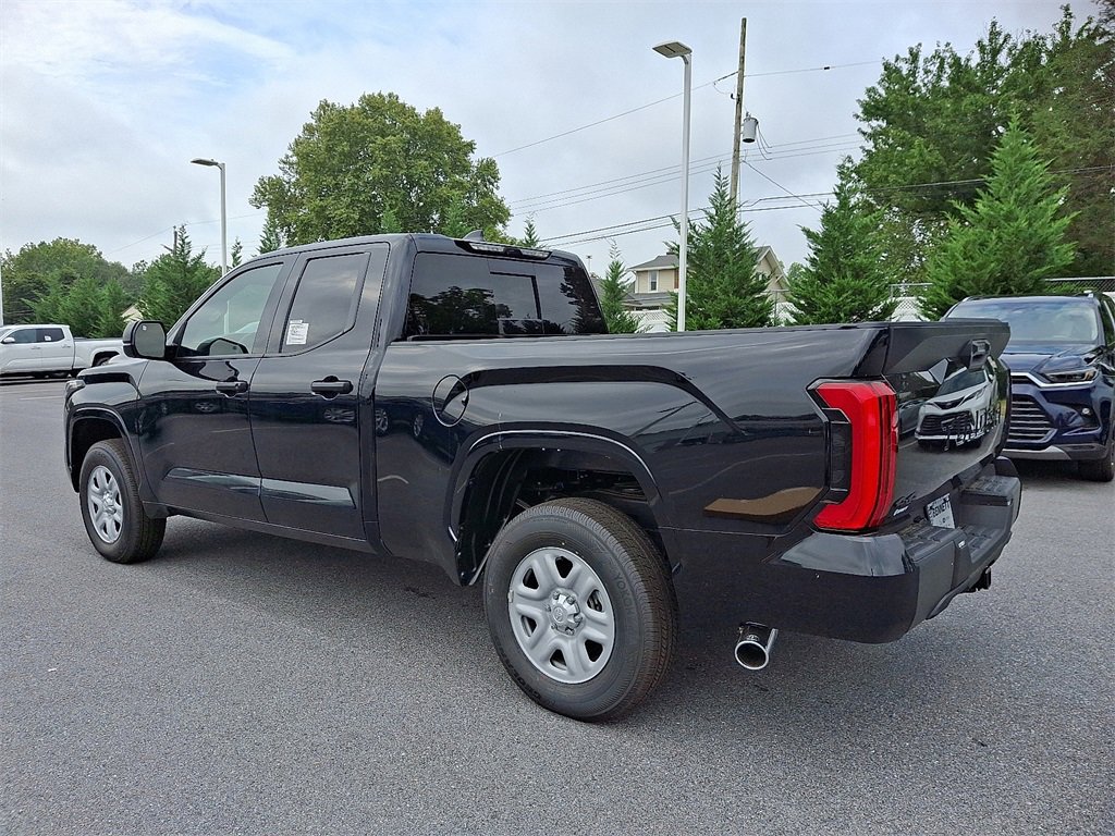 New 2025 Toyota Tundra SR image 3