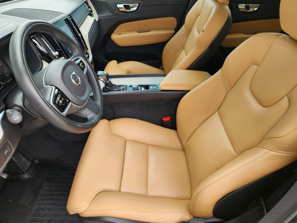 Used 2019 Volvo XC60 T6 Inscription w/ Protection Package Premier image 13