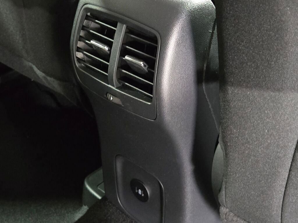 New 2025 Ford Escape Active w/ Cold Weather Package image 11