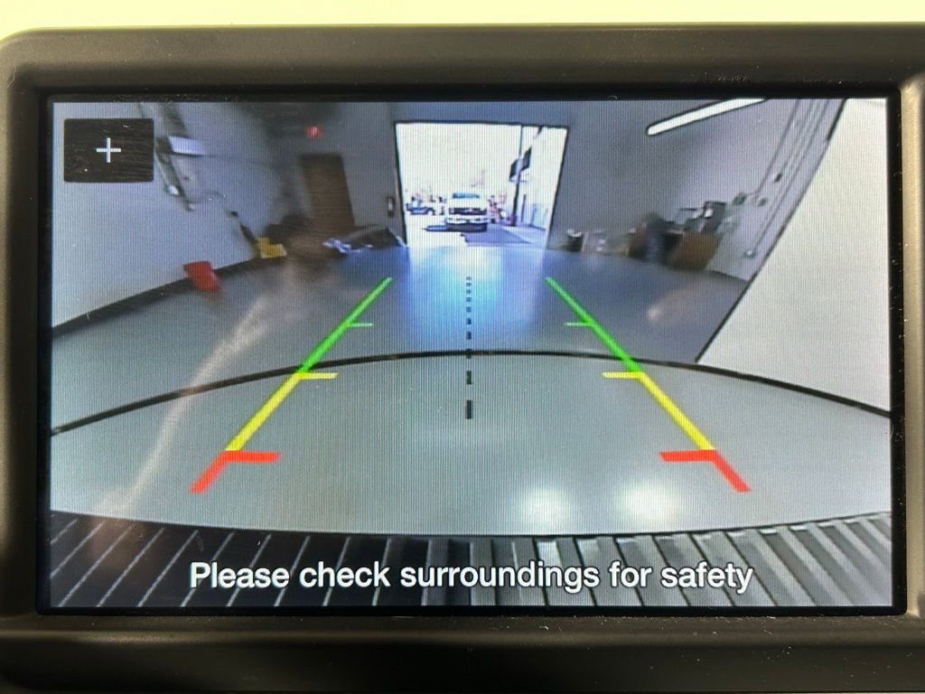 Used 2022 Ford Maverick Lariat image 18