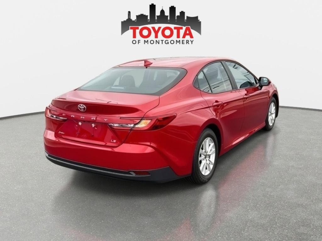 Used 2025 Toyota Camry LE image 6