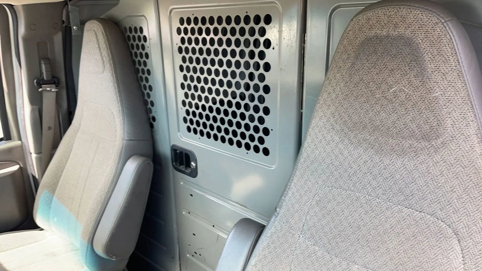 Used 2021 Chevrolet Express 2500 w/ Driver Convenience Package RWD image 28