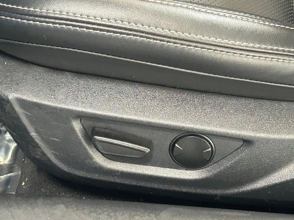 Used 2025 Ford Mustang Premium image 16