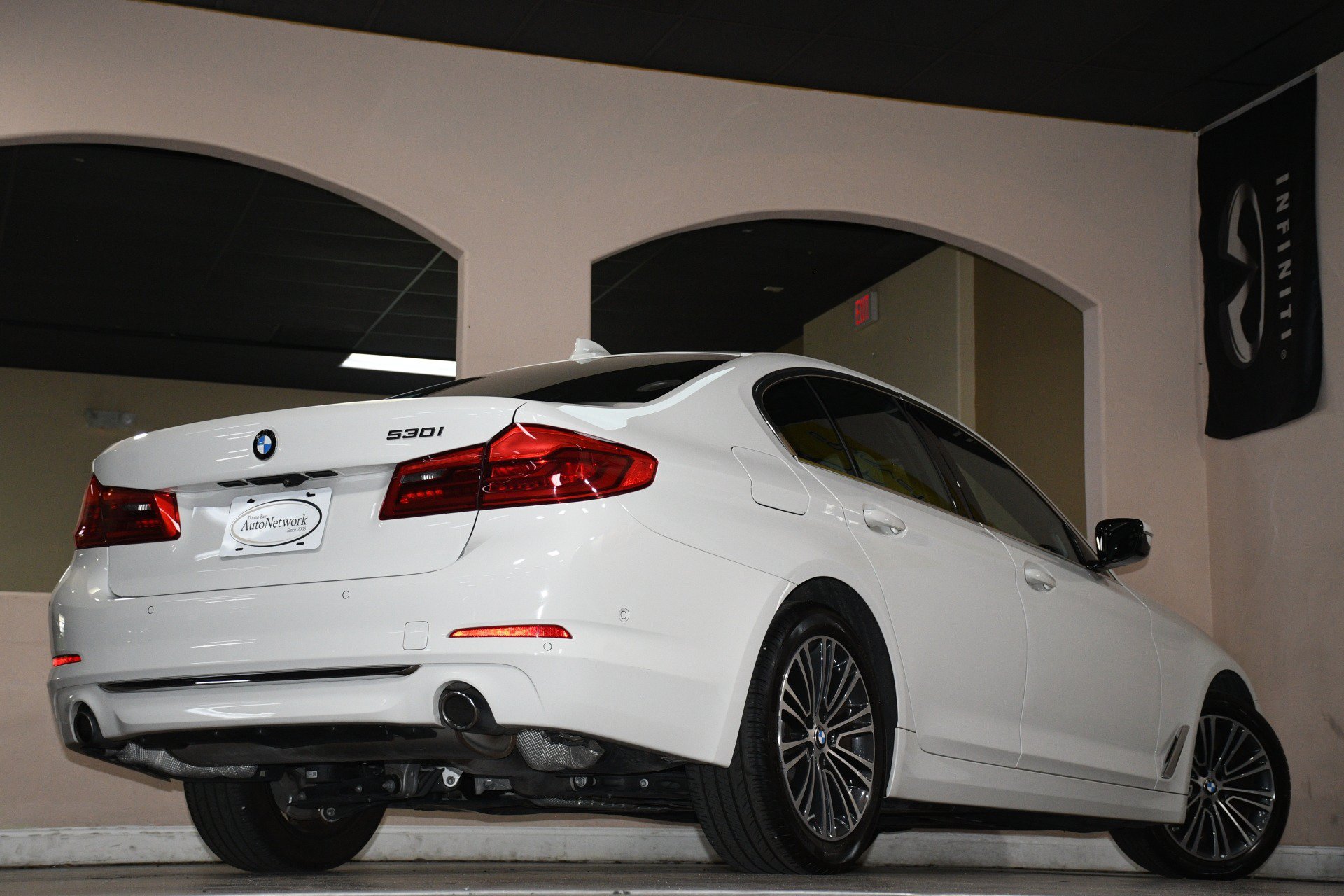 Used 2020 BMW 530i w/ Premium Package RWD image 85