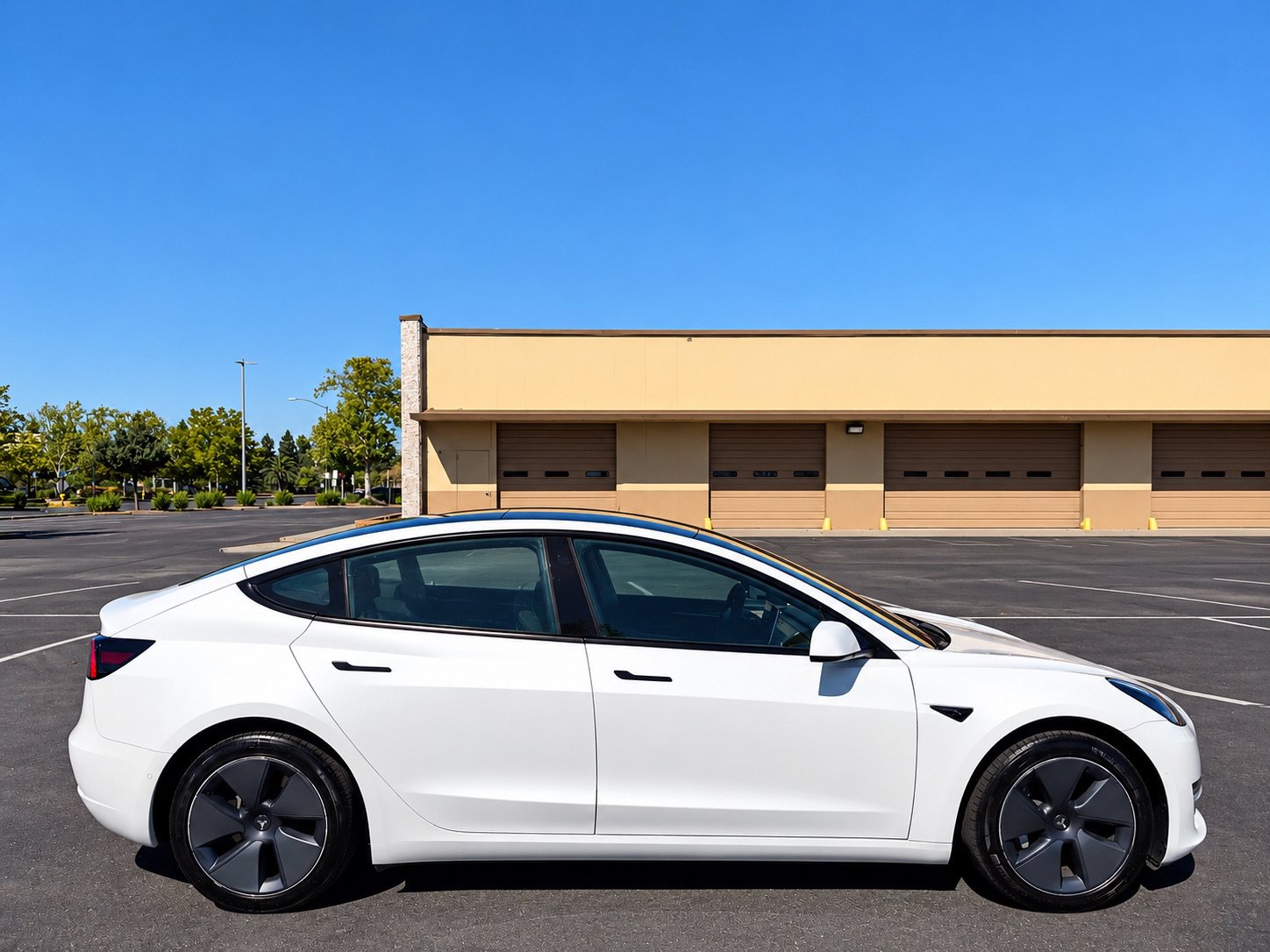 Used 2022 Tesla Model 3 RWD image 8
