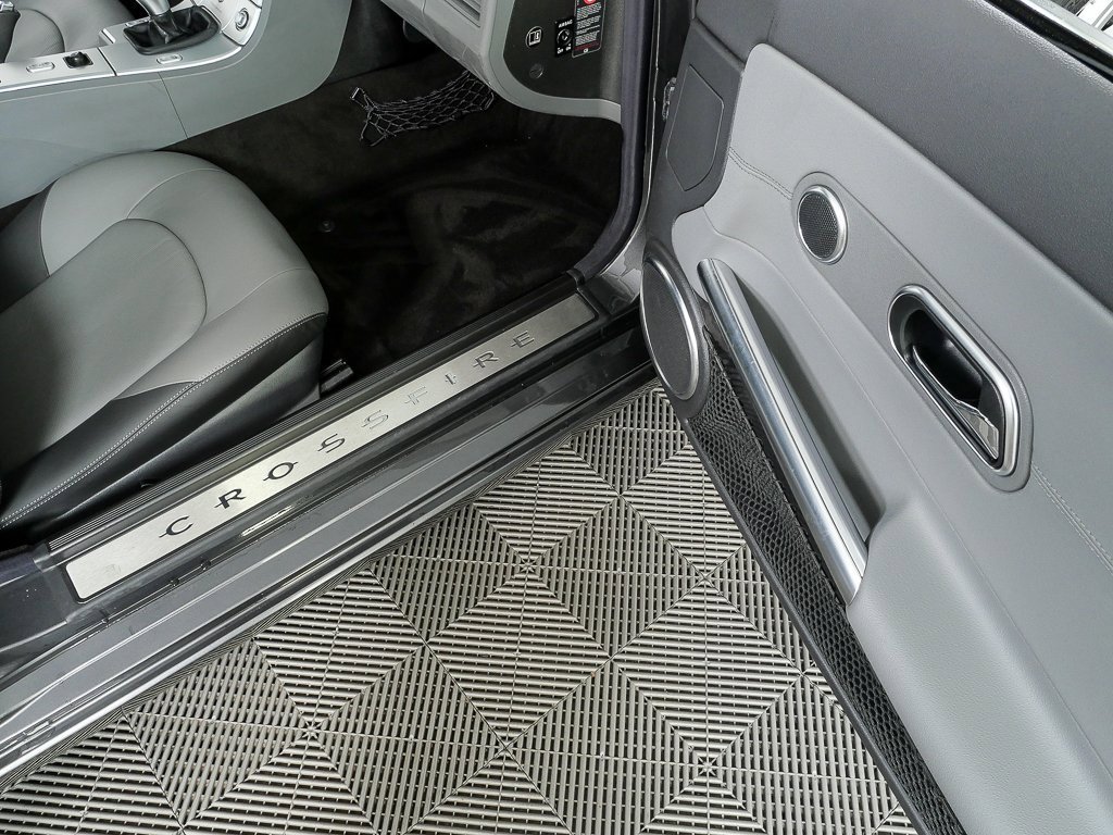 Used 2005 Chrysler Crossfire Limited image 18