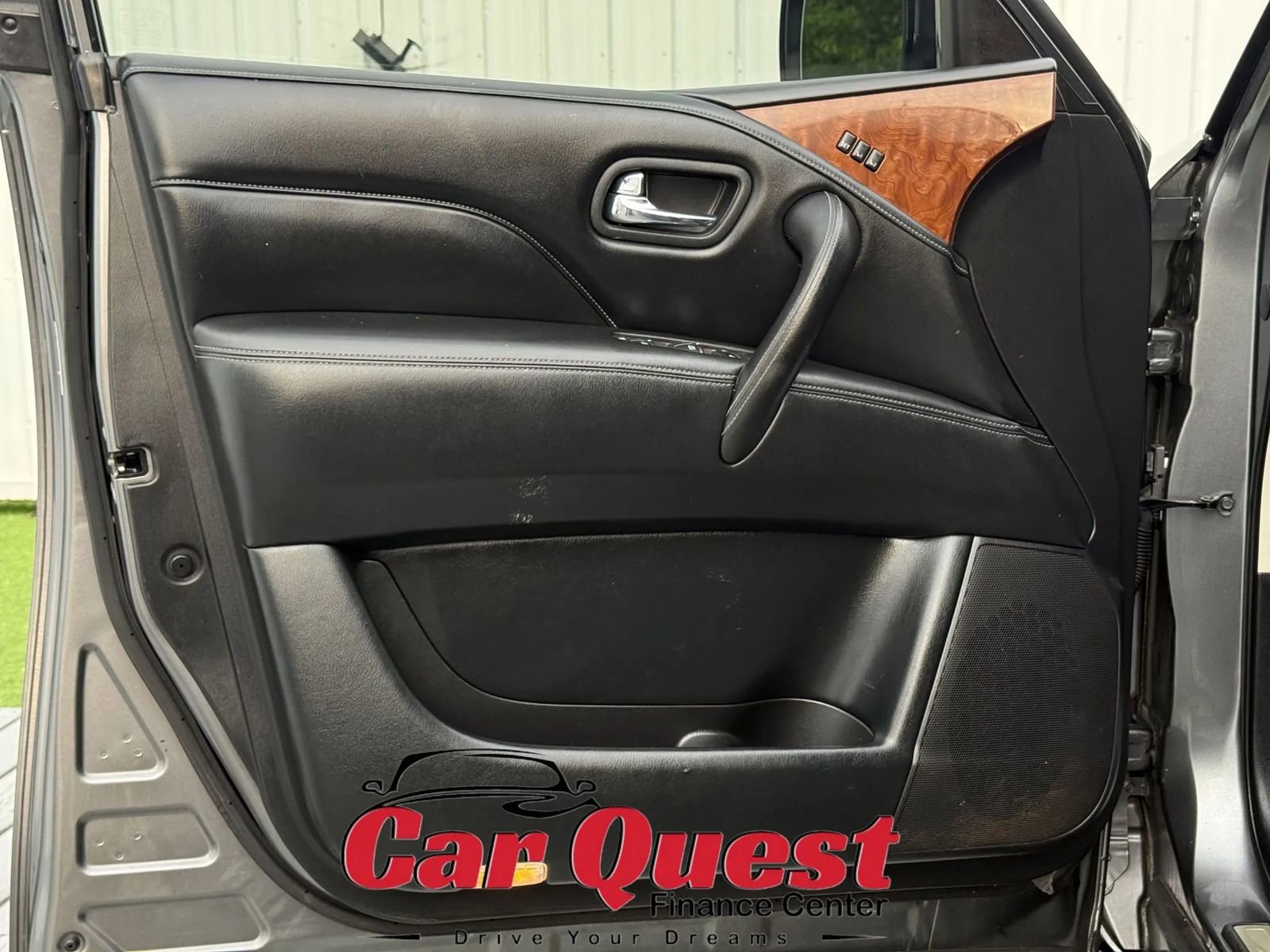 Used 2019 INFINITI QX80 Luxe RWD image 10