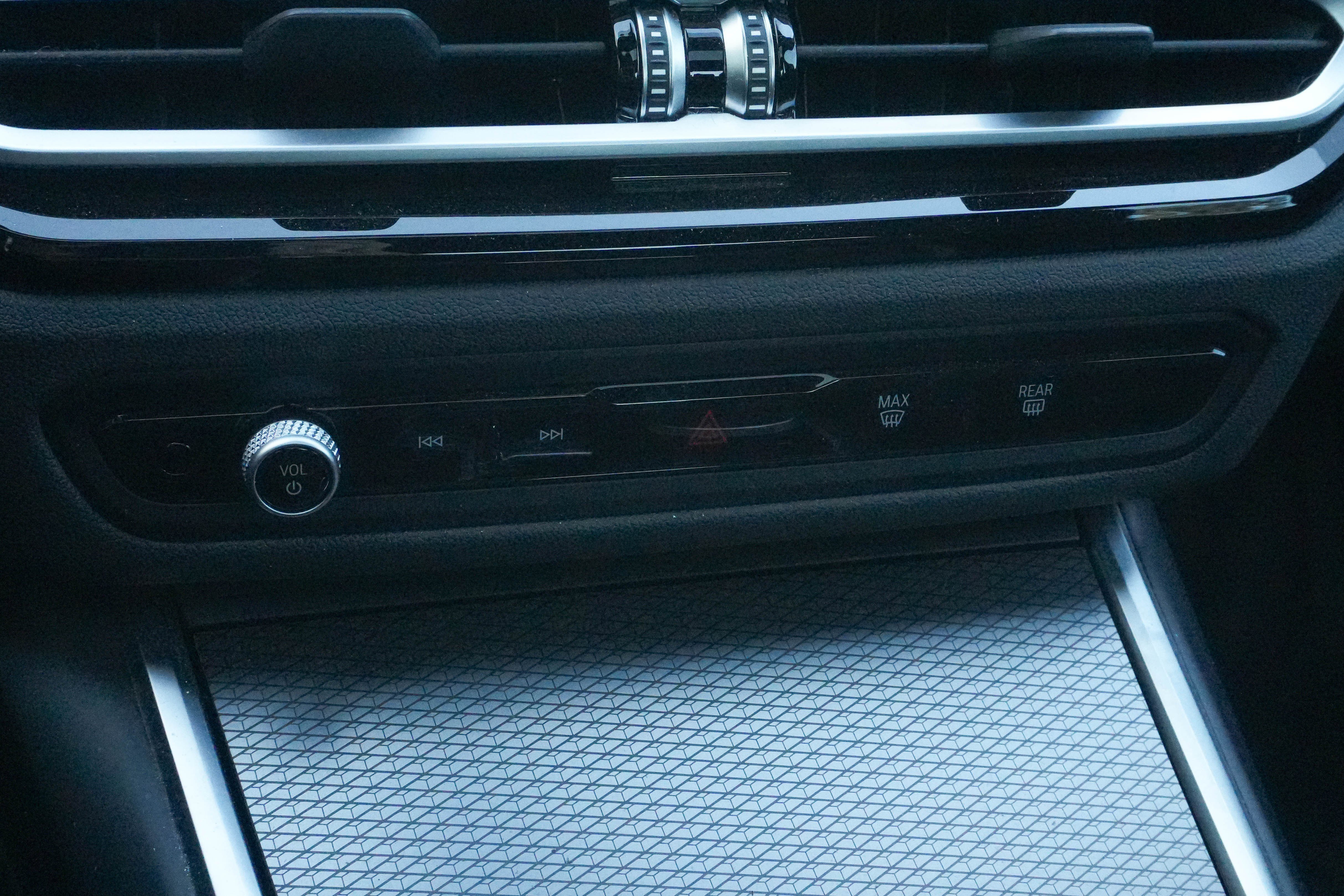 Certified 2023 BMW M340i xDrive w/ Premium Package image 28