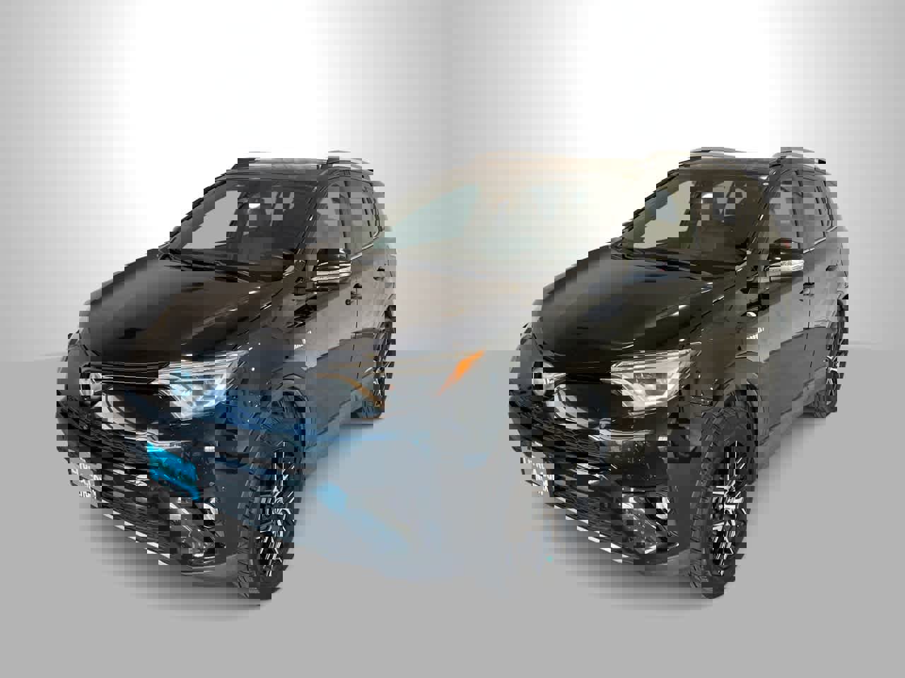 Used 2017 Toyota RAV4 SE w/ Advanced Technology Package image 1