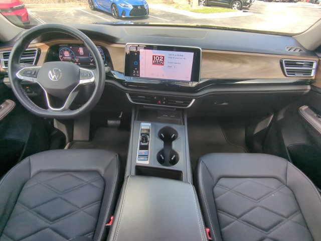 Used 2024 Volkswagen Atlas SE FWD image 17