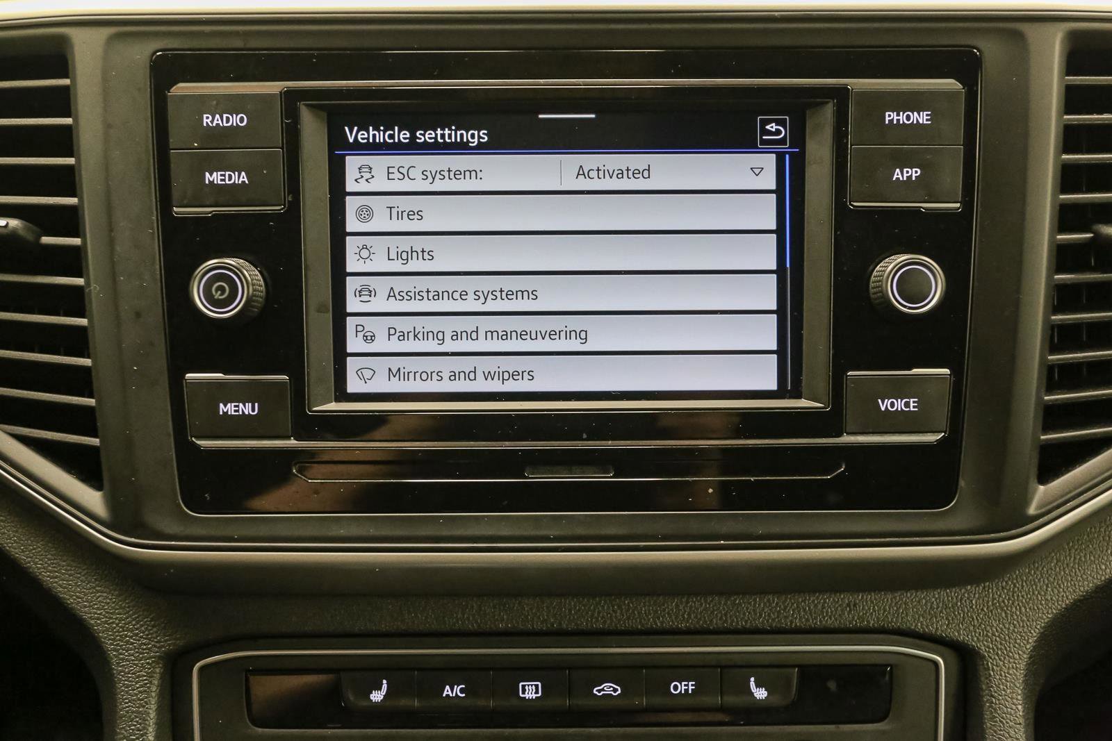 Certified 2023 Volkswagen Atlas Cross Sport SE image 27